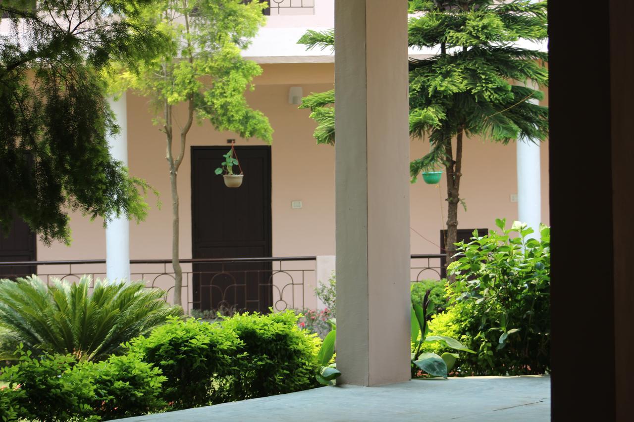 Greenwood Hotel Bhīm Tāl Esterno foto
